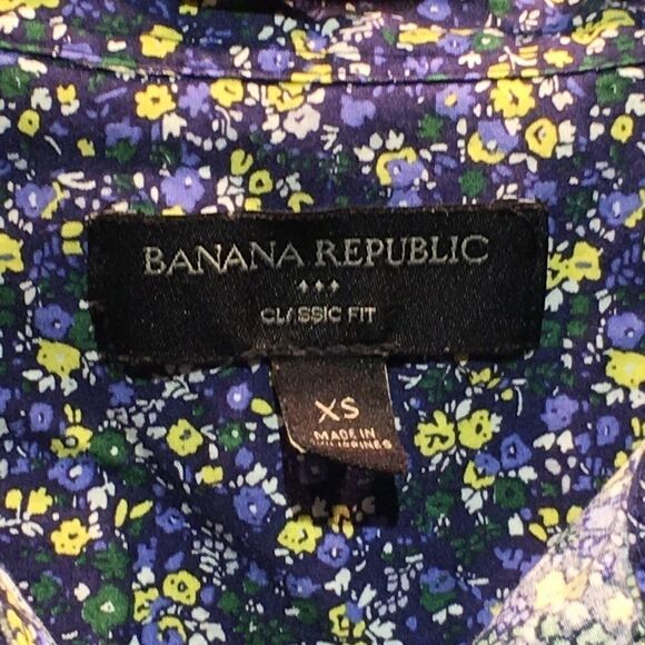 Banana Republic Floral Harmony - X-Small Classic Fit Button Down Top - Picture 5 of 8